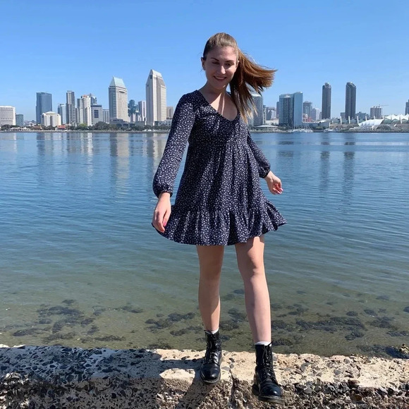 Pull & Bear Long Sleeve Dress - Picture 4 of 7